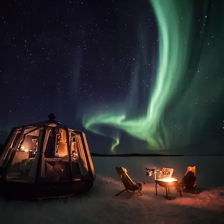 Apartment Northern Lights Glass Igloo Getaway For Couples *
